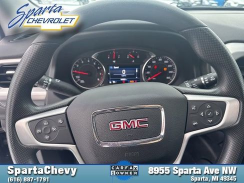 Used 2023 GMC Acadia SLE w/ Driver Convenience Package image 15