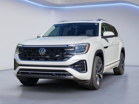 Used 2025 Volkswagen Atlas SEL Premium R-Line AWD/4WD image 7