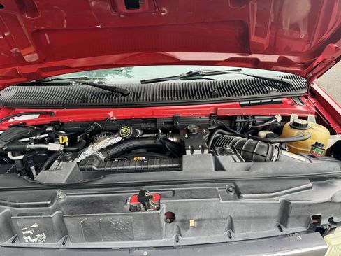 Used 2006 Ford E-350 and Econoline 350 XLT RWD image 29