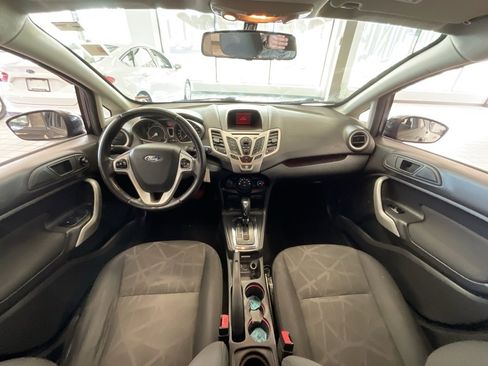 Used 2013 Ford Fiesta SE image 8