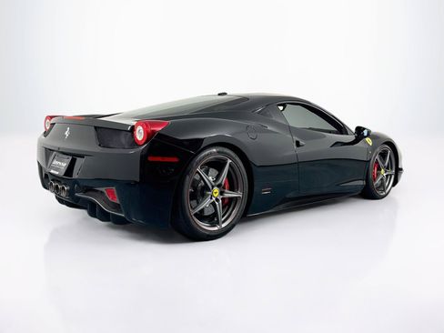 Used 2014 Ferrari 458 Italia Coupe RWD image 5
