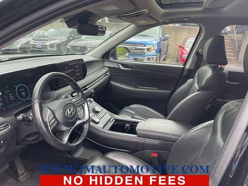 Used 2023 Hyundai Palisade Limited AWD/4WD image 2
