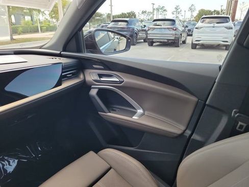 Certified 2025 Audi Q5 Premium Plus w/ Premium Plus image 14