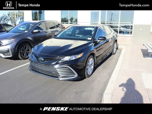 Used 2023 Toyota Camry LE AWD/4WD image 1