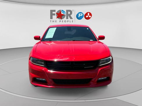 Used 2017 Dodge Charger SXT RWD image 8