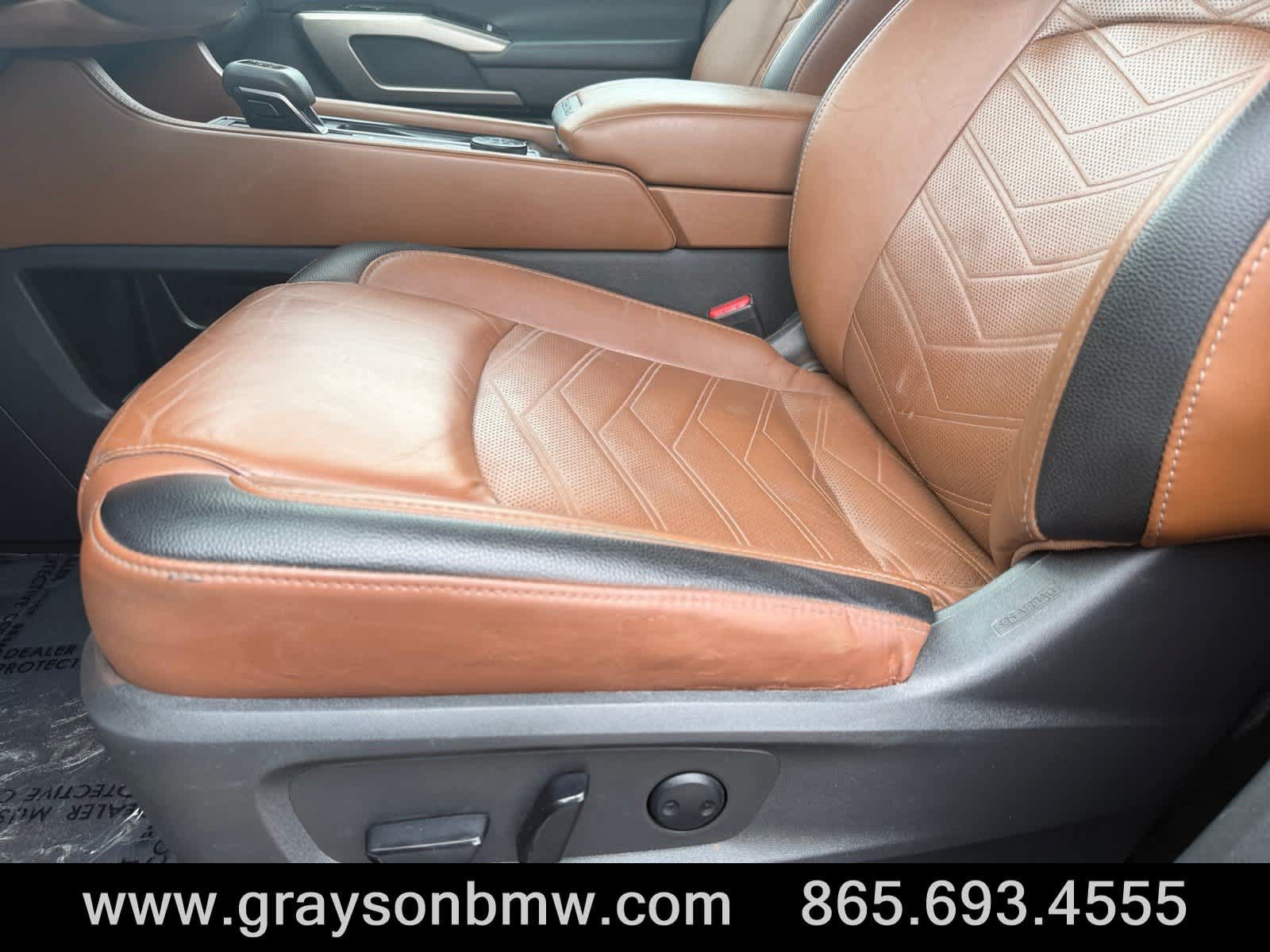 Used 2023 Nissan Pathfinder Platinum w/ Cargo Package AWD/4WD image 11