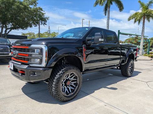 Used 2024 Ford F250 Lariat w/ Lariat Ultimate Package AWD/4WD image 7