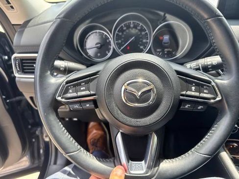 Used 2021 MAZDA CX-5 Touring FWD image 3