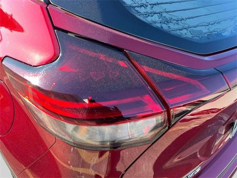 Used 2024 Nissan Kicks SV image 14