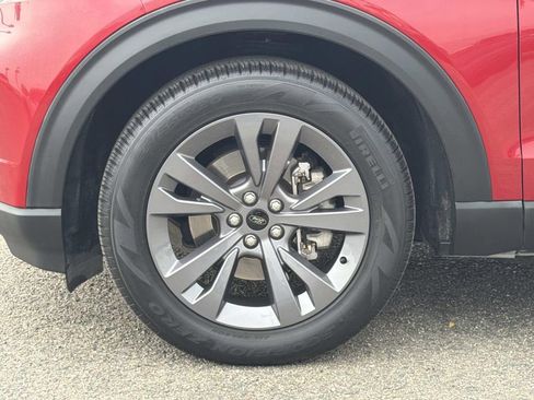 Certified 2023 Ford Explorer XLT w/ Equipment Group 202A image 28