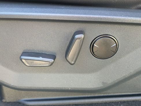 New 2026 Ford F250 Lariat w/ Lariat Premium Package image 28