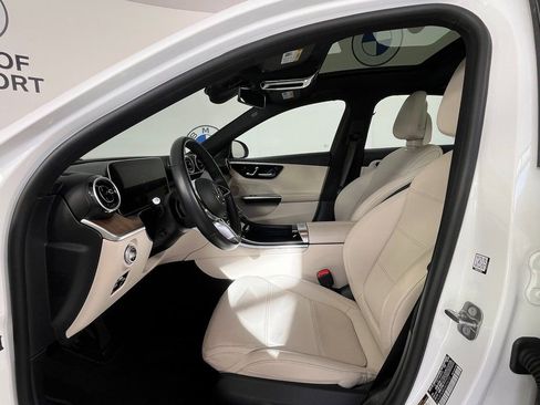 Used 2025 Mercedes-Benz C 300 4MATIC Sedan image 17
