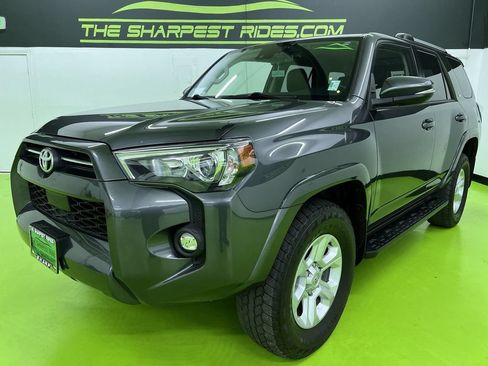 Used 2022 Toyota 4Runner SR5 Premium AWD/4WD image 5