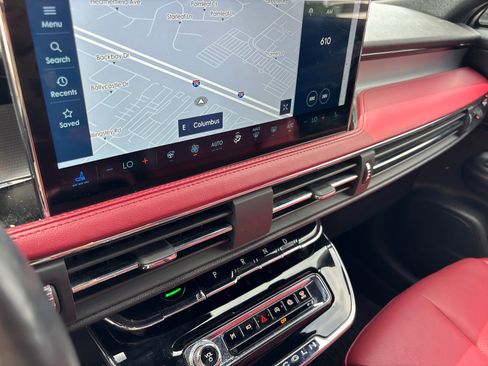Certified 2023 Lincoln Corsair Reserve AWD/4WD image 21