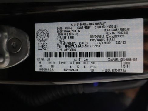 Used 2024 Ford Escape Platinum AWD/4WD image 50
