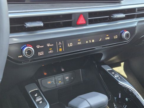 New 2026 Kia Sorento SX image 14