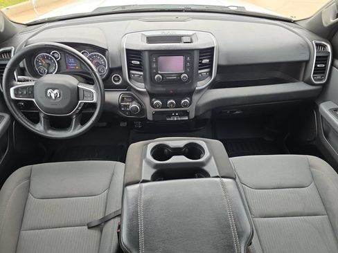 Used 2022 RAM 1500 Big Horn AWD/4WD image 11