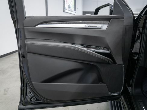 Used 2025 Cadillac Escalade V w/ LPO, ONYX Package AWD/4WD image 43
