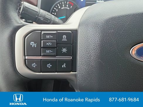 Used 2024 Ford Expedition Max Limited AWD/4WD image 25
