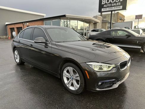 Used 2017 BMW 330i xDrive Sedan image 1