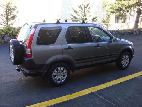 Used 2005 Honda CR-V EX image 5