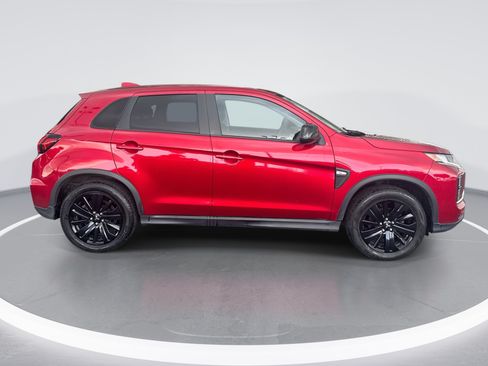 Used 2022 Mitsubishi Outlander Sport LE AWD/4WD image 3