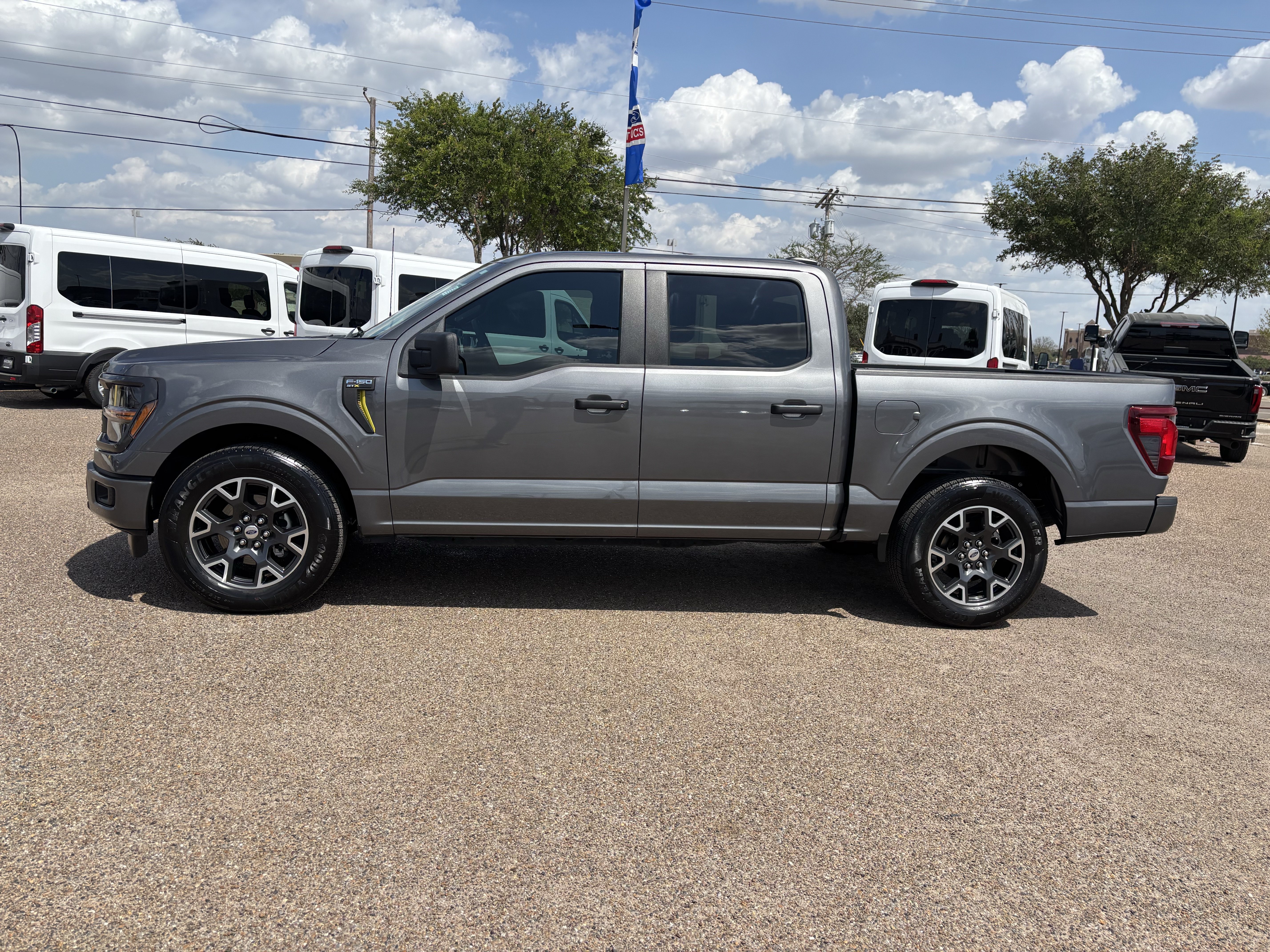 Used 2024 Ford F150 STX RWD image 2