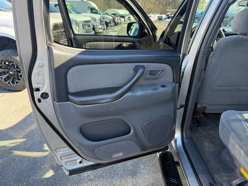 Used 2004 Toyota Tundra SR5 image 38