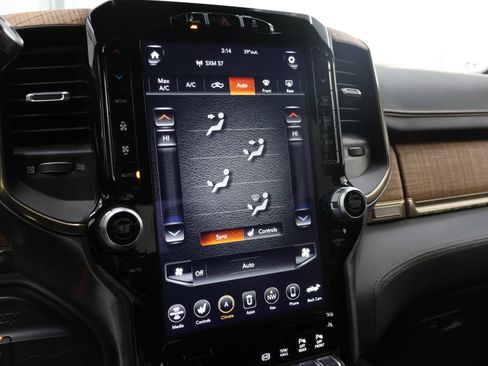 Used 2021 RAM 3500 Limited image 57