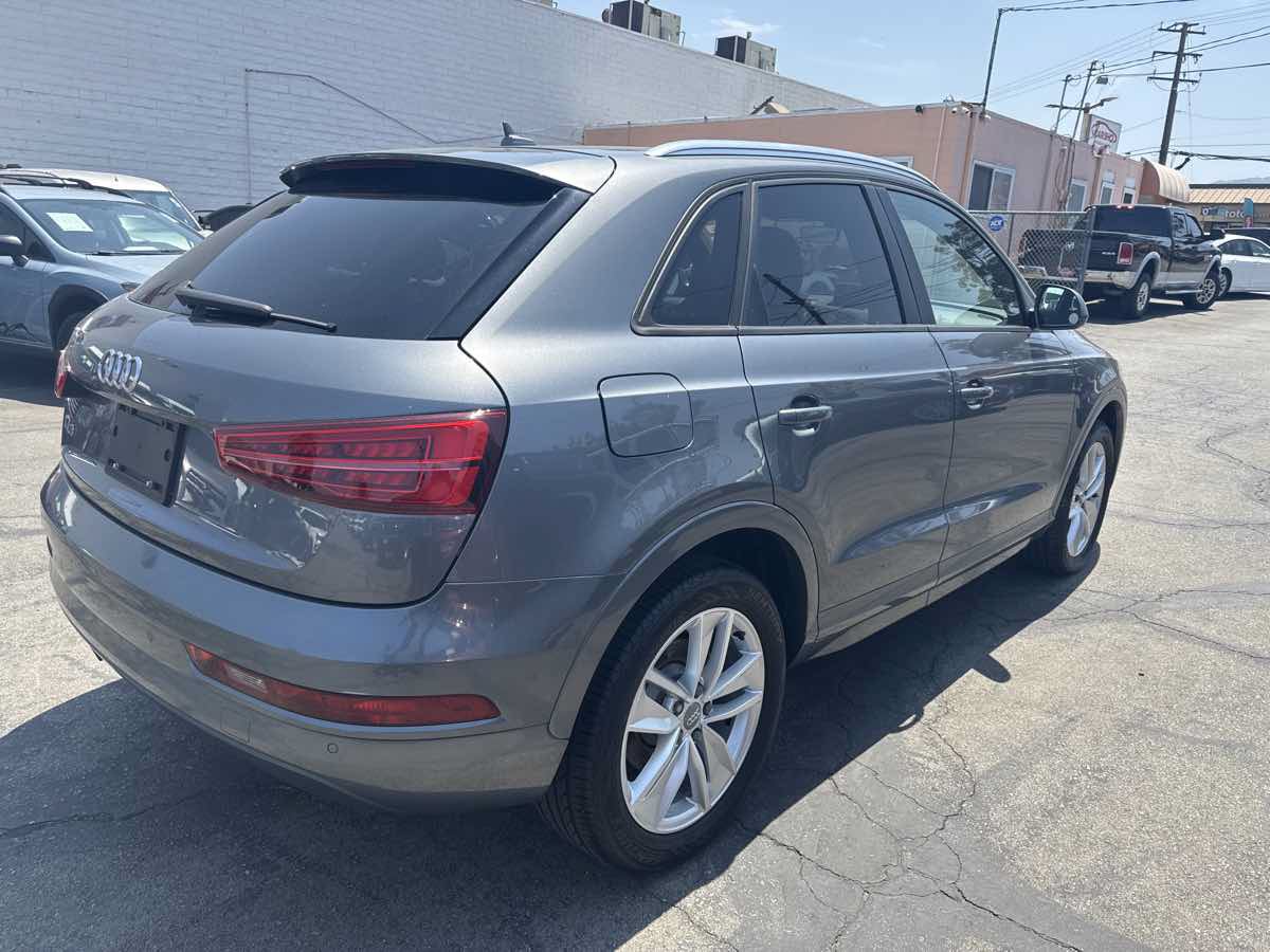 Used 2017 Audi Q3 2.0T Premium w/ Convenience Package FWD image 7