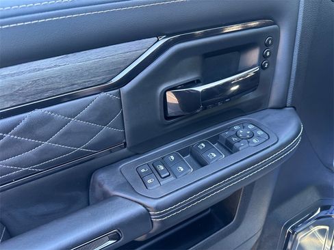 Certified 2025 RAM 2500 Limited w/ Towing Technology Group image 30