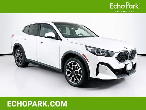 Used 2025 BMW X2 xDrive28i image 1