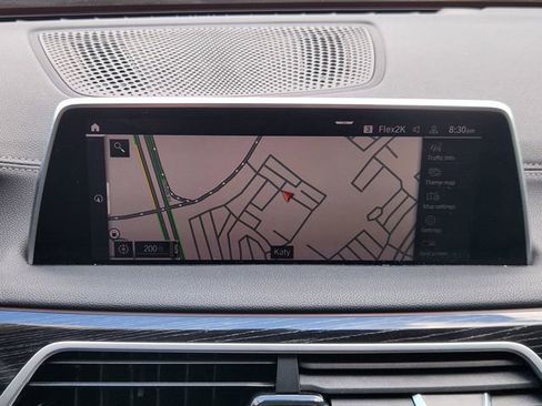 Used 2022 BMW 750i xDrive w/ M Sport Package image 12