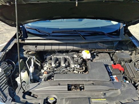 Certified 2024 Nissan Pathfinder SV AWD/4WD image 28