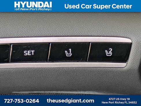 Certified 2024 Hyundai Tucson Limited FWD image 25