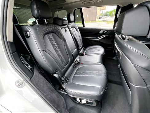 Certified 2026 BMW X7 xDrive40i AWD/4WD image 21