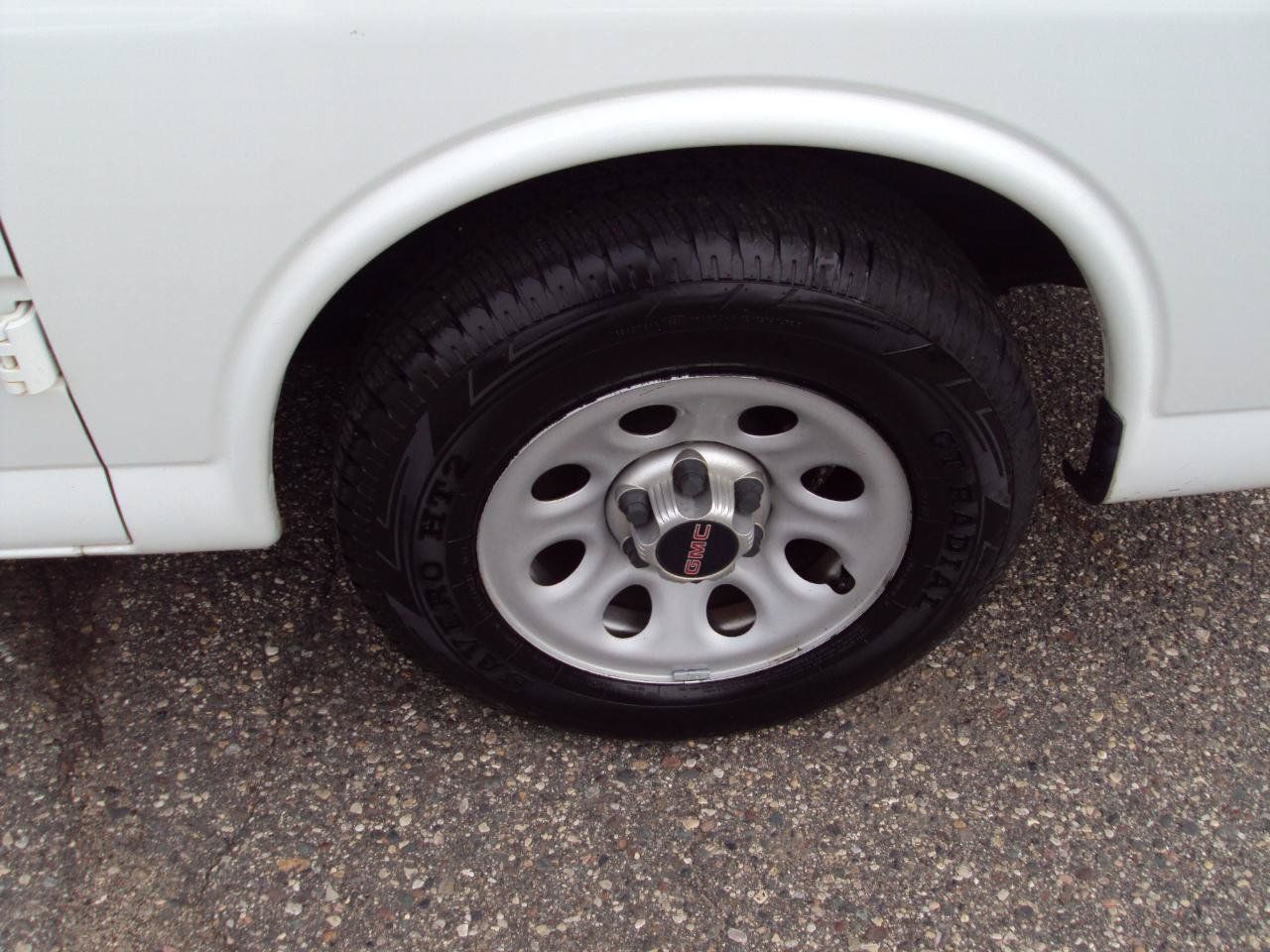 Used 2013 GMC Savana 1500 AWD image 34