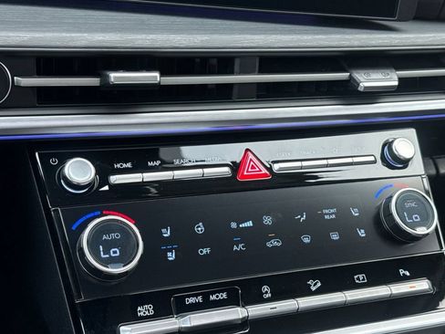 New 2026 Hyundai Santa Fe Limited FWD image 23