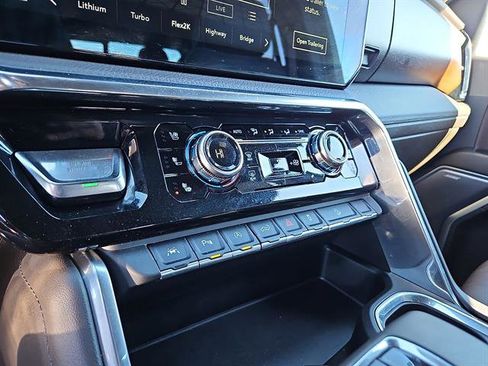 Certified 2025 GMC Sierra 1500 Denali w/ Denali Reserve Package image 19