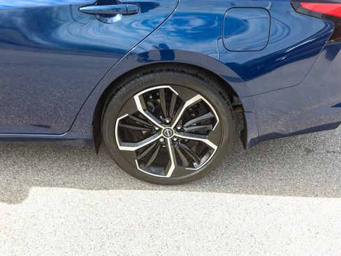 Used 2024 Nissan Altima 2.5 SR w/ SR Premium Package image 10