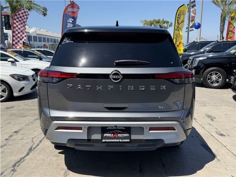 Used 2022 Nissan Pathfinder SL FWD image 5