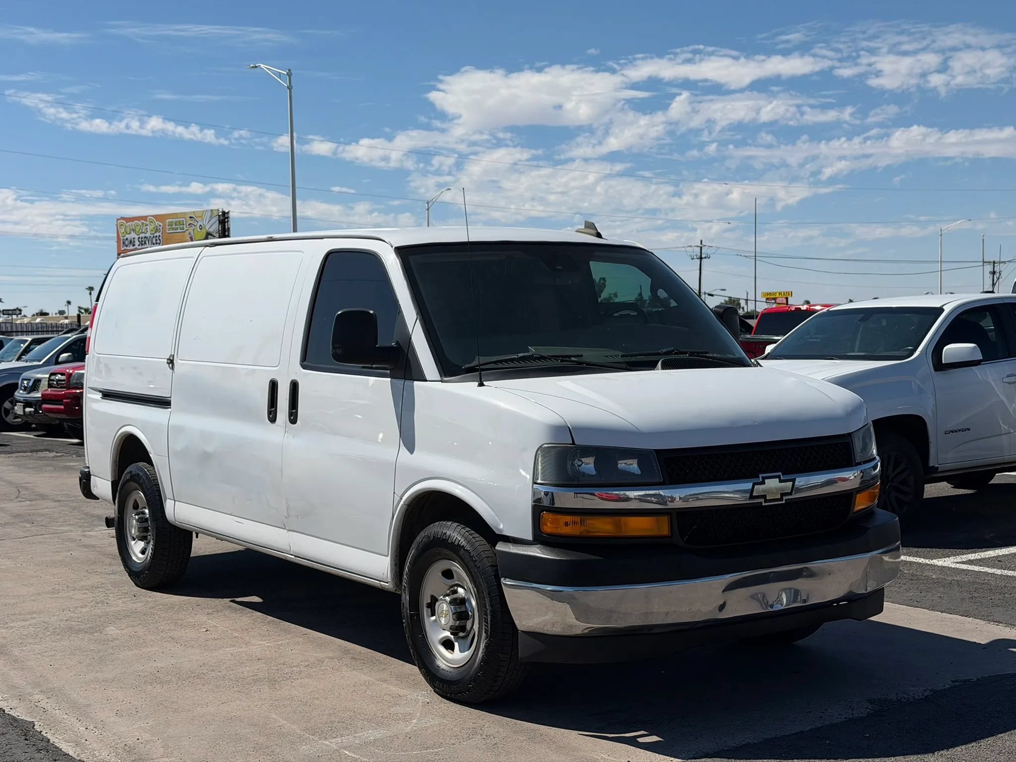 Used 2021 Chevrolet Express 2500 w/ Safety Package RWD image 13