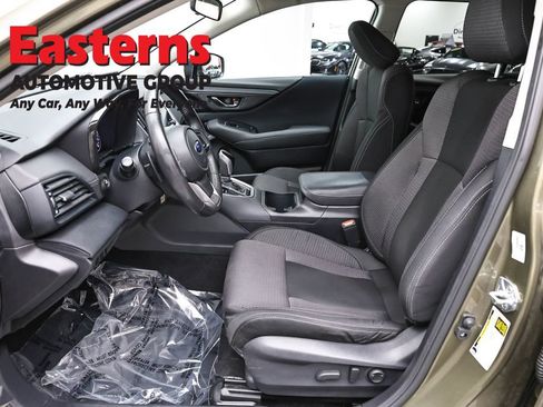 Used 2024 Subaru Outback Premium AWD/4WD image 14