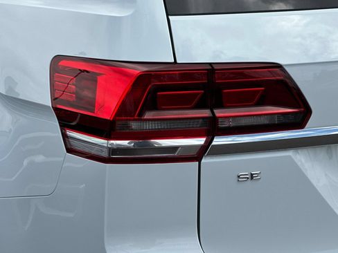 Used 2019 Volkswagen Atlas SE FWD image 25