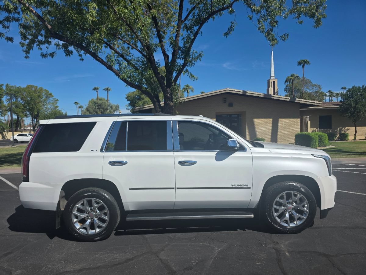 Used 2018 GMC Yukon SLT w/ HD Trailering Package RWD image 3