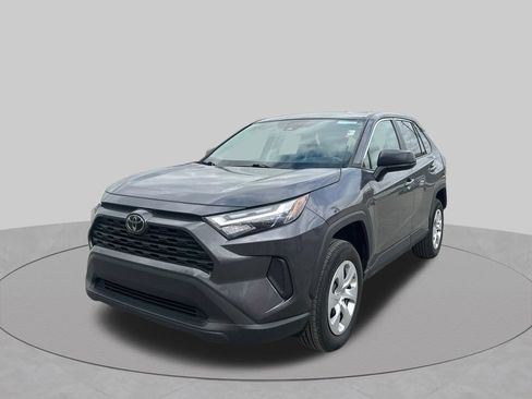 Used 2025 Toyota RAV4 LE FWD image 32