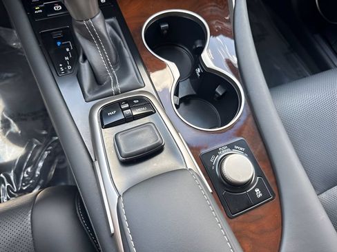 Used 2018 Lexus RX 350 FWD w/ Premium Package image 18