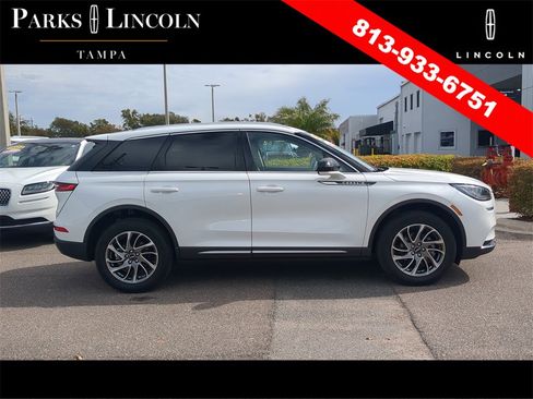 Certified 2022 Lincoln Corsair FWD image 3