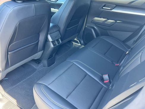 New 2027 GMC Terrain Elevation w/ Elevation Premium Package AWD/4WD image 32