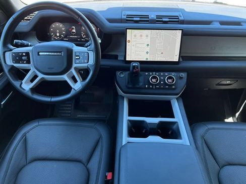 Used 2025 Land Rover Defender 110 S AWD/4WD image 2